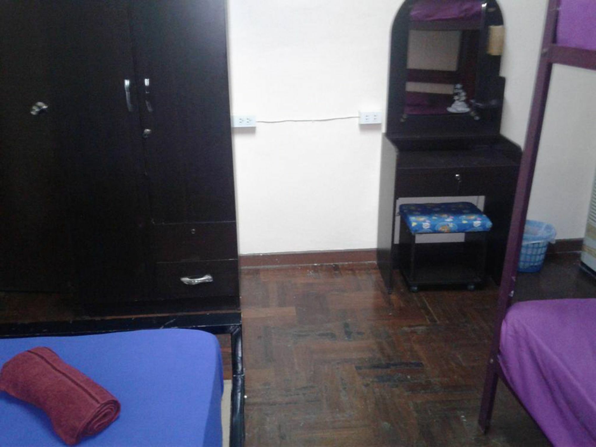 Yaya Guesthouse Bangkok Esterno foto