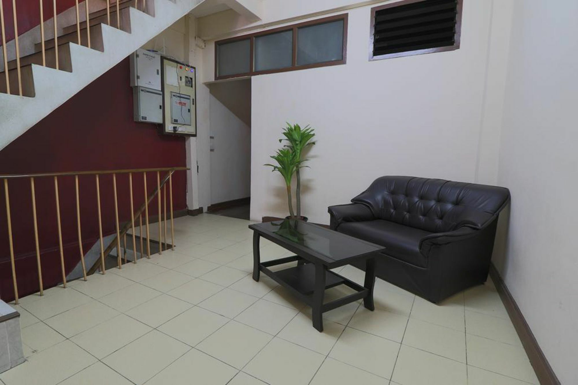 Yaya Guesthouse Bangkok Esterno foto